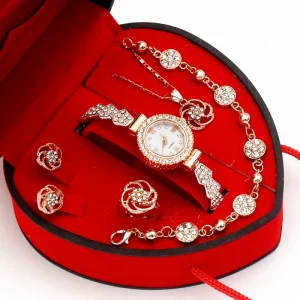 Watch for Woman Small Dial Quartz Watch Jewelry Set Heart Box Simple Casual Style