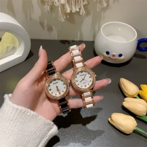Women’s Diamond Inlay Quartz Watch Gift Simple Charm