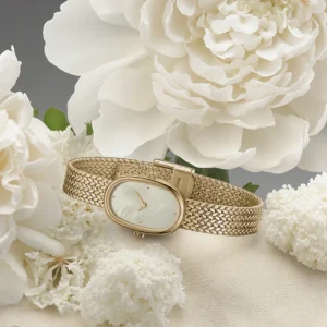 Women’s Quartz Vintage Fashion Bracelet Watch Square Case Glass Dial Stainless Steel Mesh Band Japan Waterproof Battery