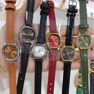 Women’s Quartz Watch Jewelry Gift Leather Strap Exquisite Simple Round Dial Luxury Watch for Women