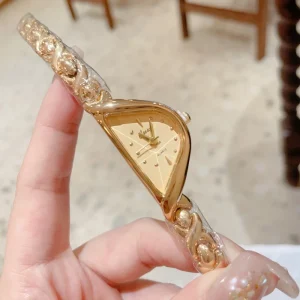Women’s Retro Gold Quartz Watch with Unique Special Shaped Dial Avant Garde Light Luxury Vibe Sturdy Alloy Case Perfect Gift