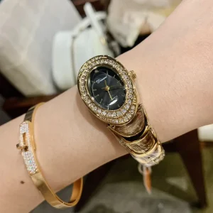 Women’s Sport Antique Fashion Quartz Stainless Steel Bracelet Watch with Diamond Accents 32mm Dial Water Resistant