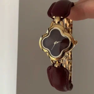 Women’s Watch, Flower Dial Fashionable Light Luxury Bracelet, Gift for Girlfriend, Party Jewelry