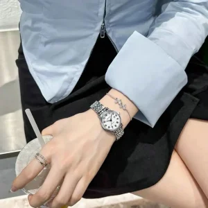 Women’s Watch with Steel Band Calendar and Trendy Light Luxury Design Luminous Quartz Watch