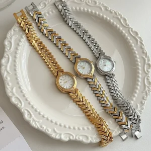 Wristwatch Wheat-shaped Watch with Lily-shaped Dial New Model a Fashionable and Exclusive Women’s Watch